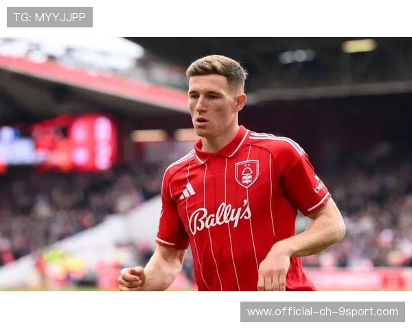 曼联中场换血加速，新组合呼之欲出，曼联中场引援目标